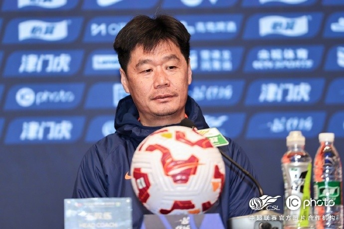 李霄鵬：希望明天比賽能打出一些新的東西，取得一個(gè)好的結(jié)果